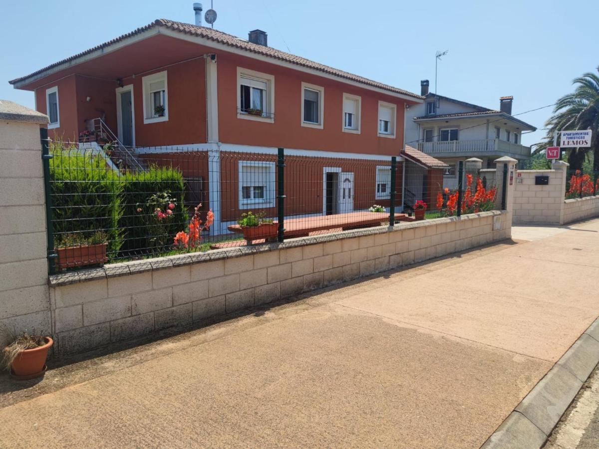 Viviendas de uso turístico Lemos O Pedrouzo Exterior foto